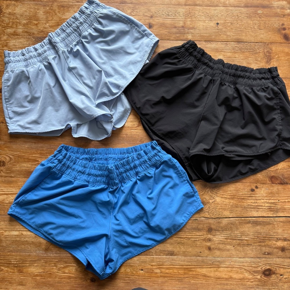 3 OFFLINE by Aerie Real Good Low Rise Smocked Shorts Bundle 3 Blues Black M EUC